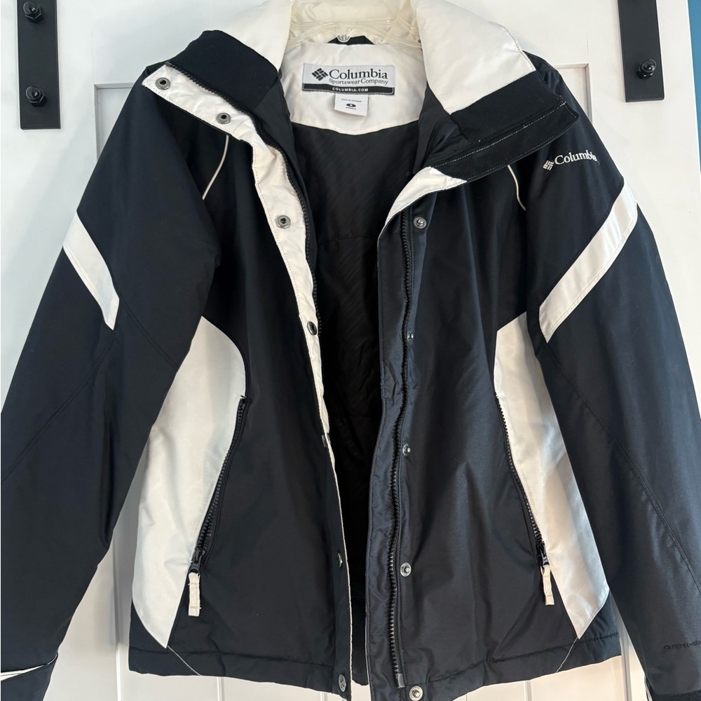 Columbia Winter Coat - Picture 2 of 4